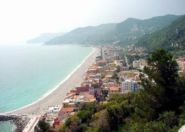 Mare Finale Ligure